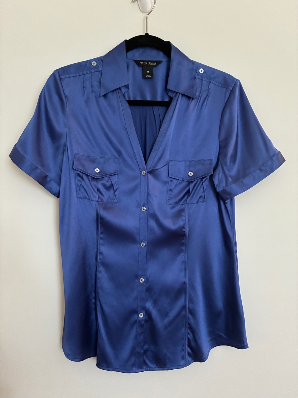 White House Black Market Silk Satin Short-Sleeve Button-Down Shirt size m